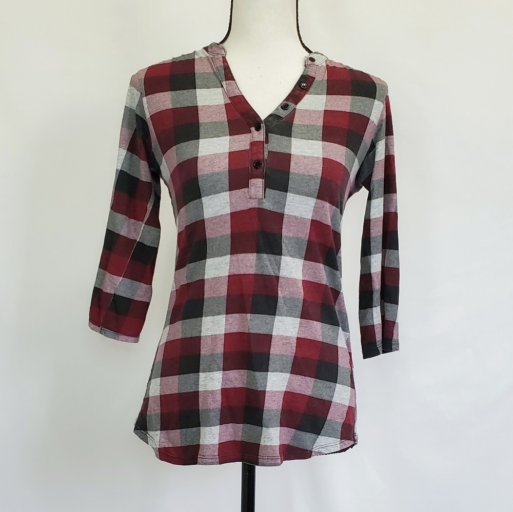 Charlotte Russe Plaid Pintuck Button Placket 3/4 Sleeve Top
